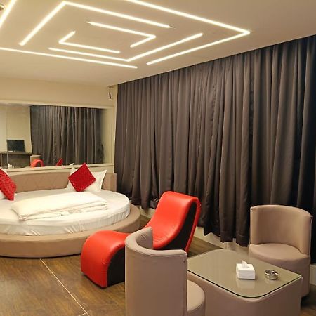 Aundh Elite Stay Pune Ngoại thất bức ảnh