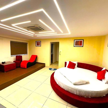 Aundh Elite Stay Pune Ngoại thất bức ảnh