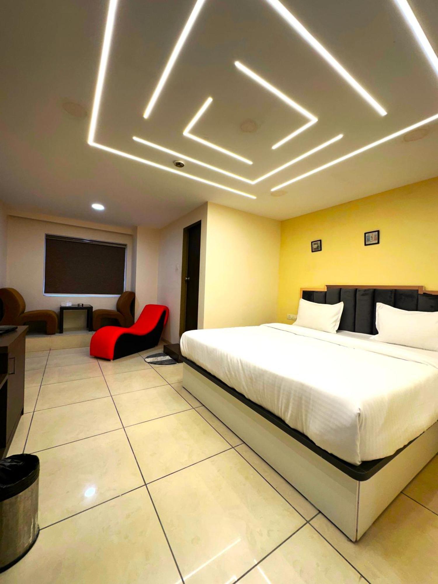 Aundh Elite Stay Pune Ngoại thất bức ảnh