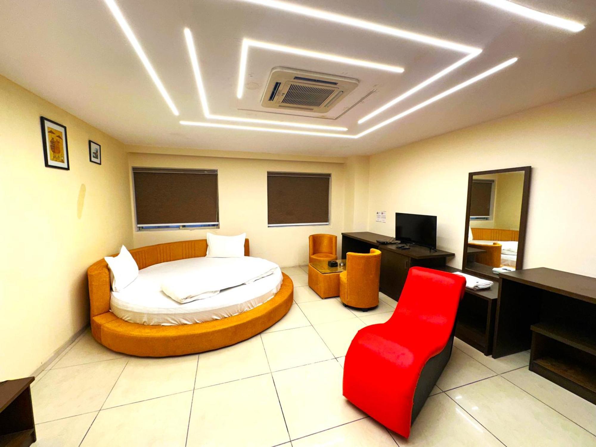 Aundh Elite Stay Pune Ngoại thất bức ảnh