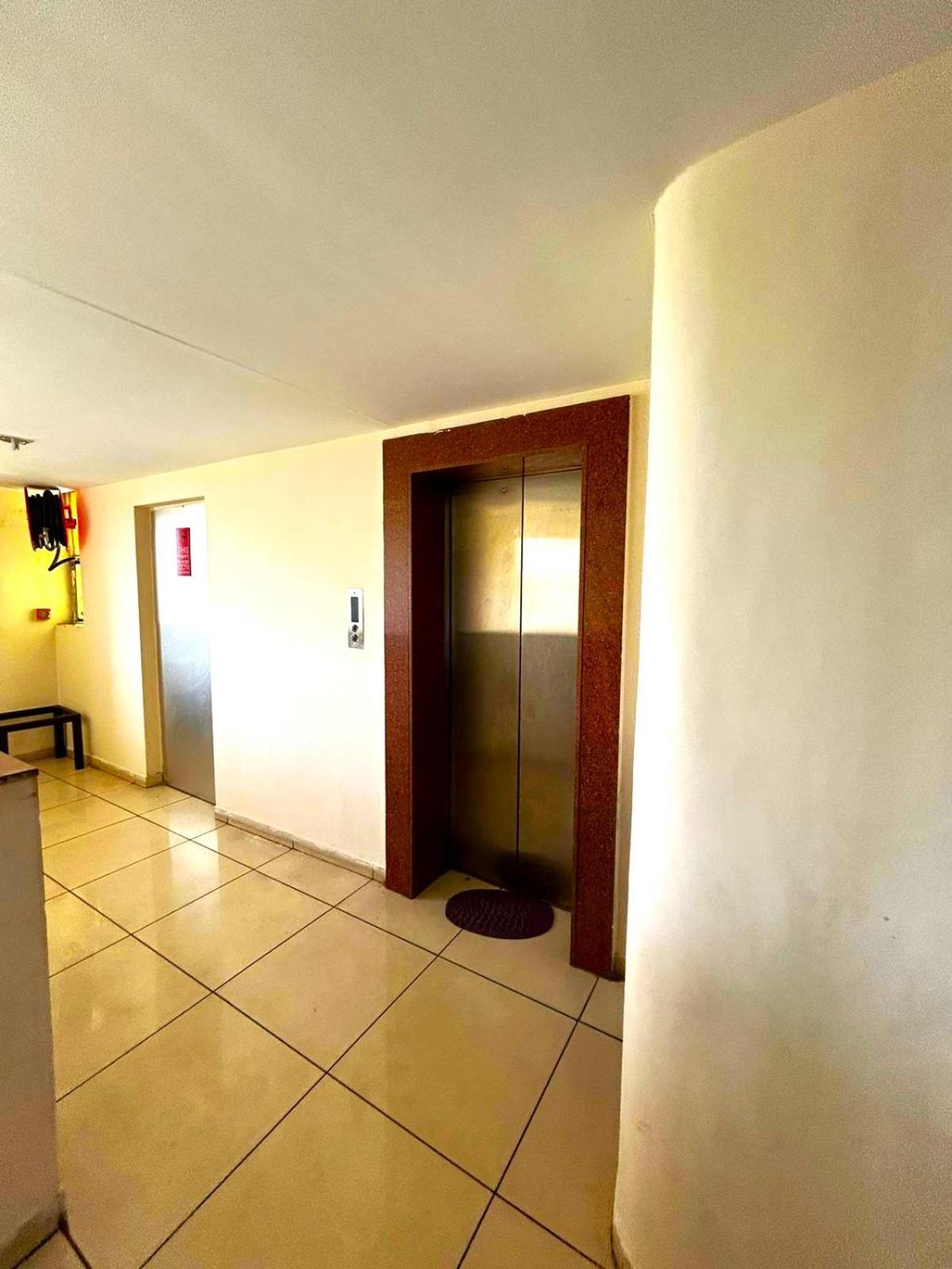 Aundh Elite Stay Pune Ngoại thất bức ảnh